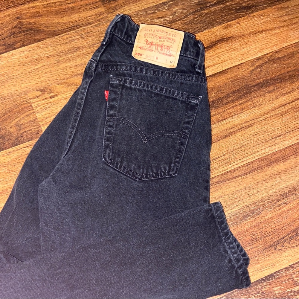 Levi Black 550 Mom Jeans